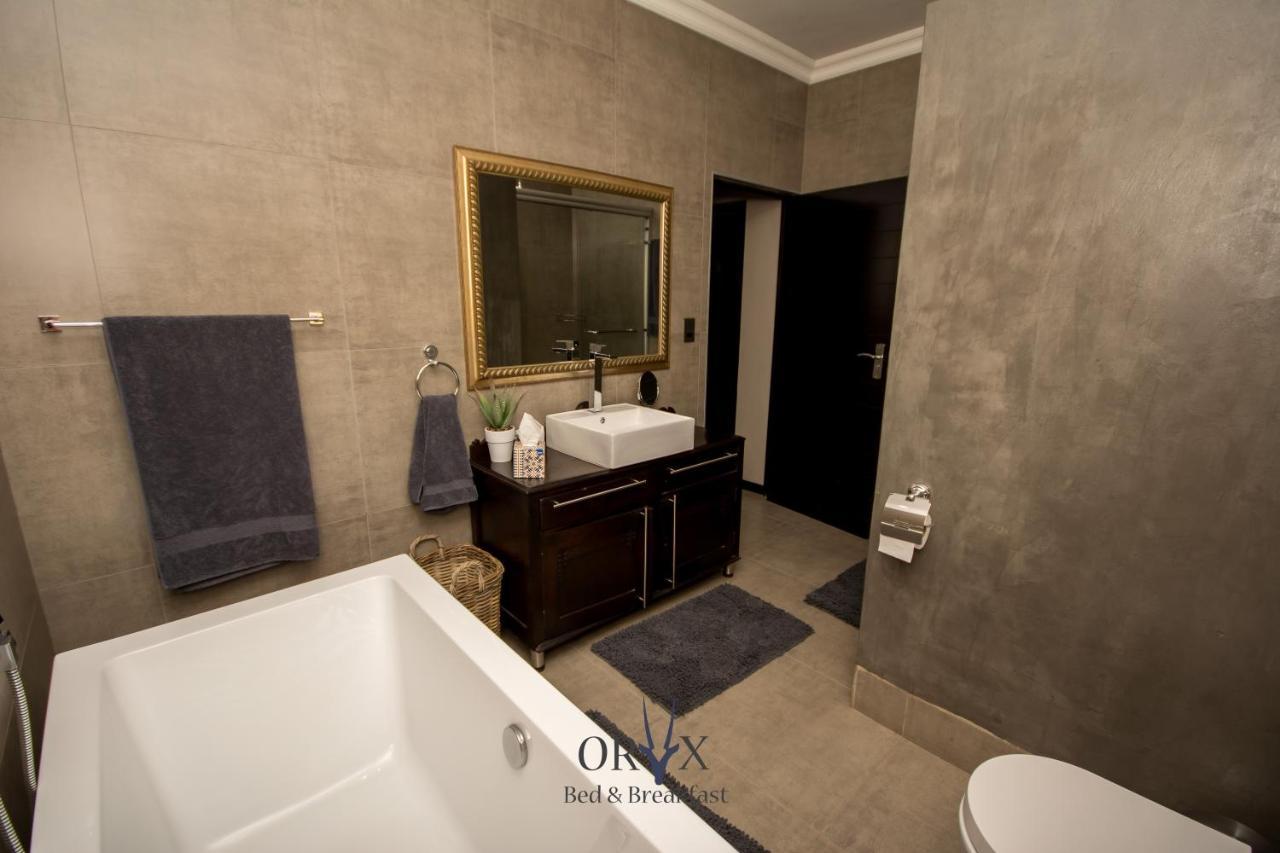 Oryx B&B Reserved Guests Only 모코파네 외부 사진